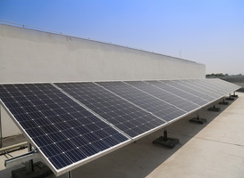 Normal_solar-power-power-station
